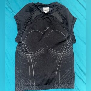 Gymshark Black apex top